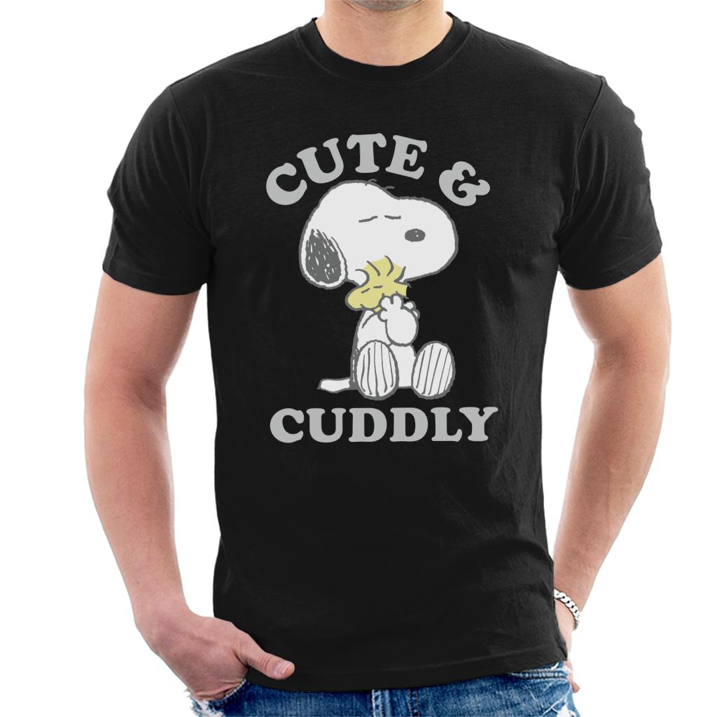 Peanuts Cute & Cuddly Snoopy Men's T-Shirt