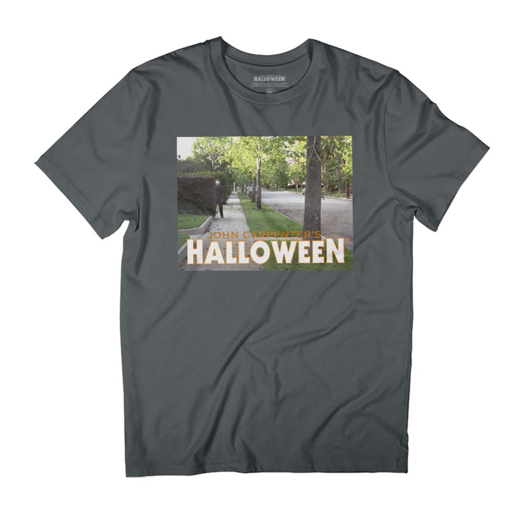 Halloween Michael Myers Behind Bush Men's T-Shirt