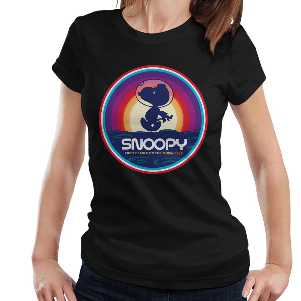 Peanuts-Snoopy-1969-First-Beagle-On-The-Moon-Sunset-Womens-T-Shirt