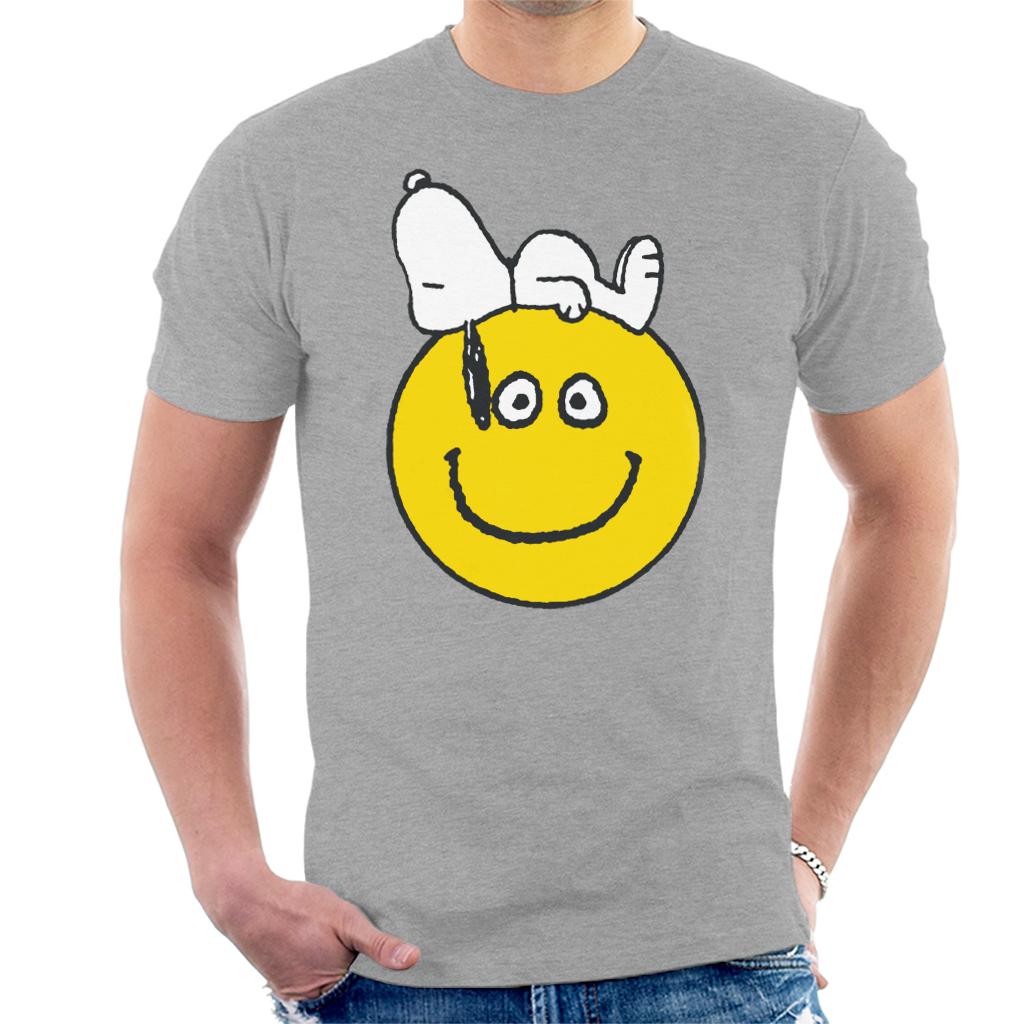 Peanuts-Snoopy-Lying-On-A-Smiley-Face-Mens-T-Shirt