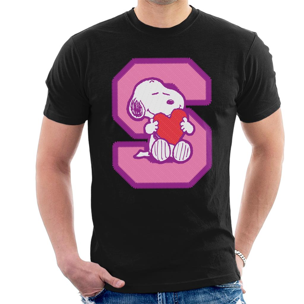 Peanuts-Snoopy-S-Hugging-Love-Heart-Mens-T-Shirt