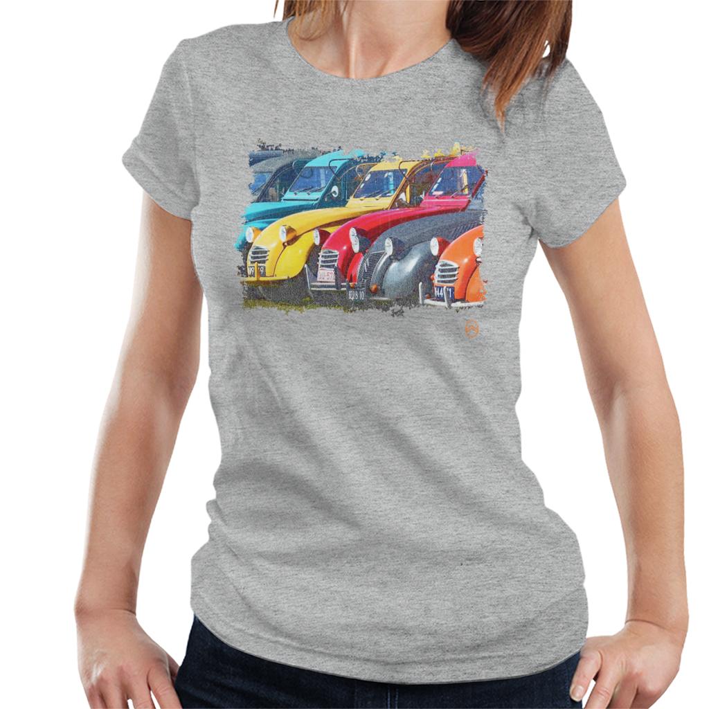 Citroën 2CV In A Line Retro Photo Women's T-Shirt-ALL + EVERY