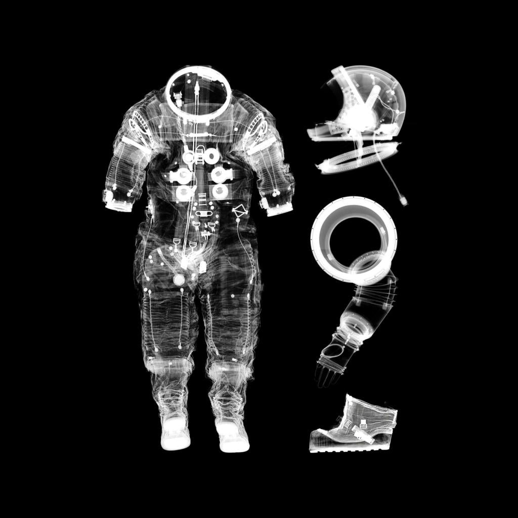 NASA Apollo 14 A7 L Pressure Suit X Ray Men's T-Shirt-ALL + EVERY