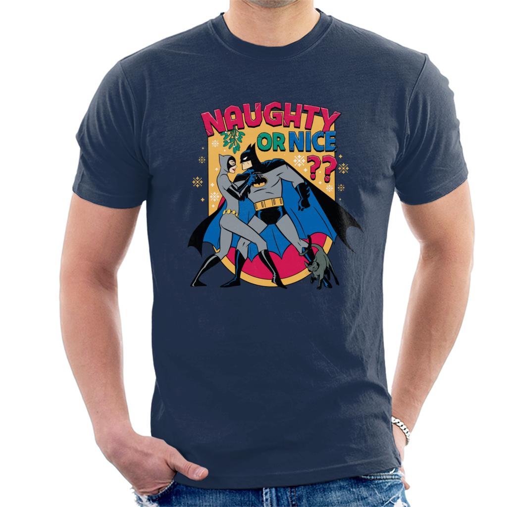 Batman Christmas Naughty Or Nice List Men's T-Shirt