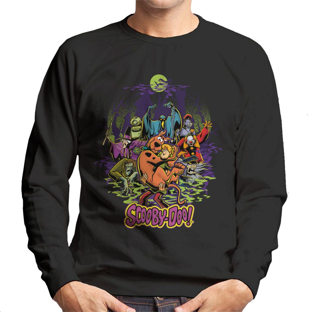 Scooby Doo Men's Scary Castle Graphic Tee - Officially Licensed, Slim Fit T-Shirt, Black