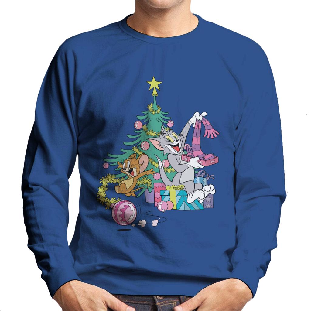 Tom and Jerry Christmas Festive Morning Men's Sweatshirt-ALL + EVERY