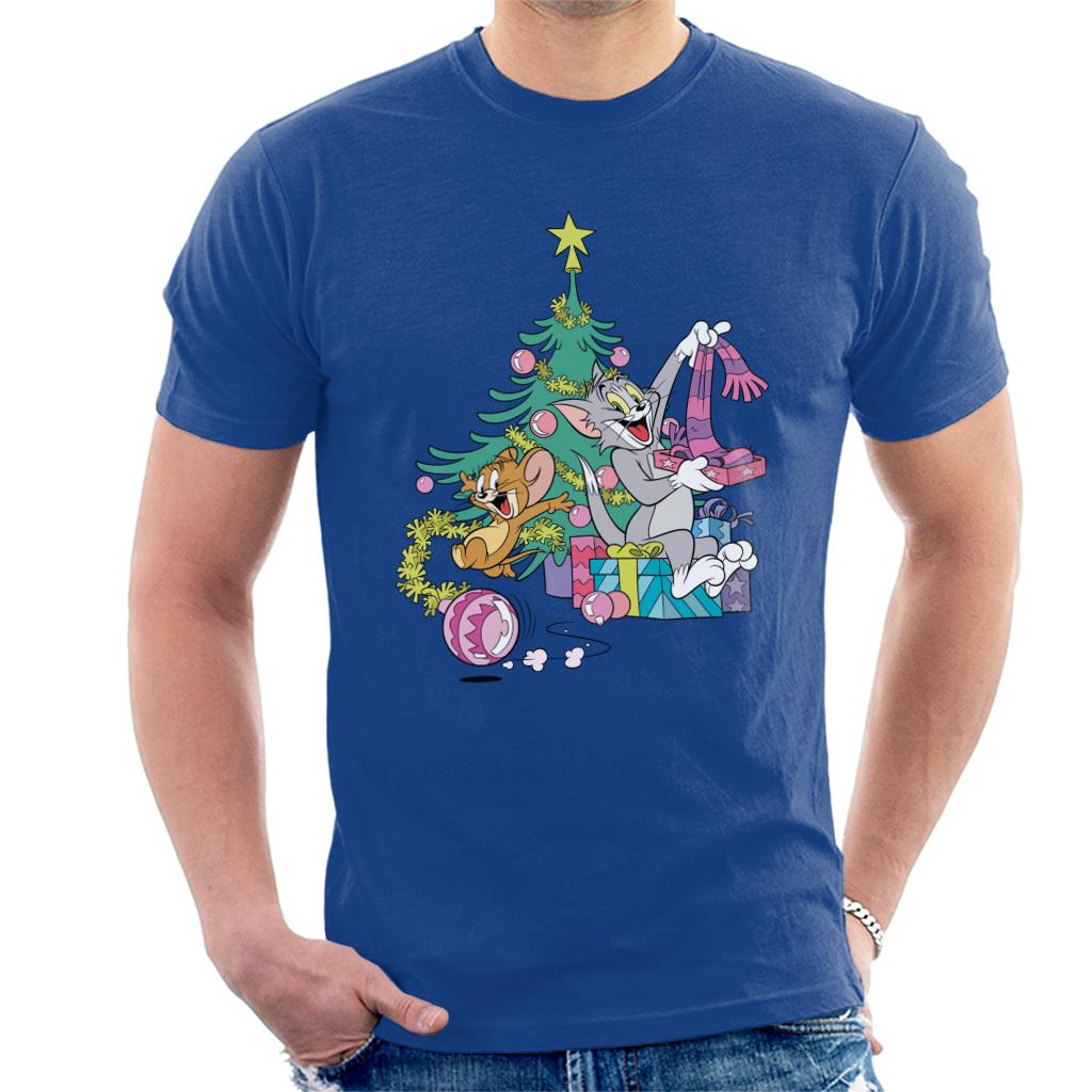 Tom and Jerry Christmas Festive Morning Men's T-Shirt-ALL + EVERY