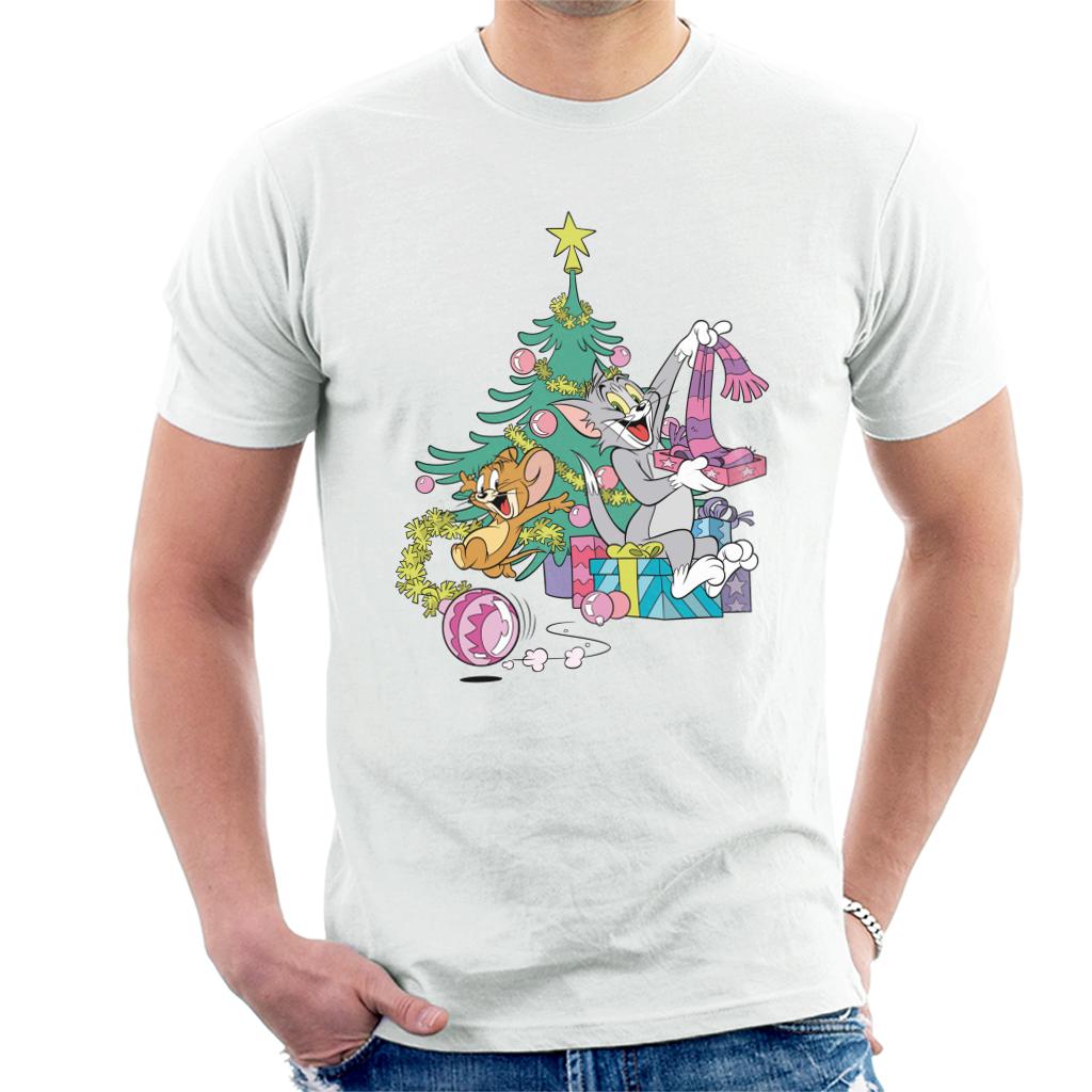 Tom and Jerry Christmas Festive Morning Men's T-Shirt-ALL + EVERY